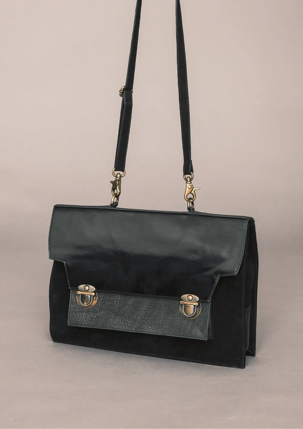 BRIEFCASE - LEATHER black by BERENIK