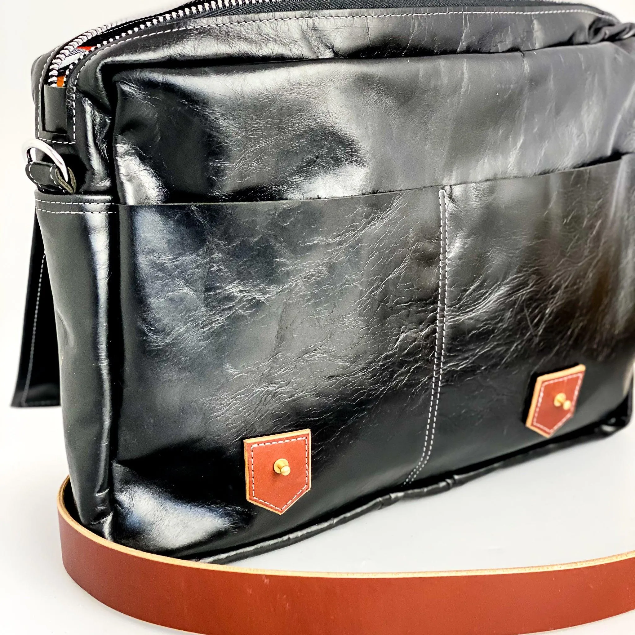 Custom Collection | Tyler Brief Messenger Bag