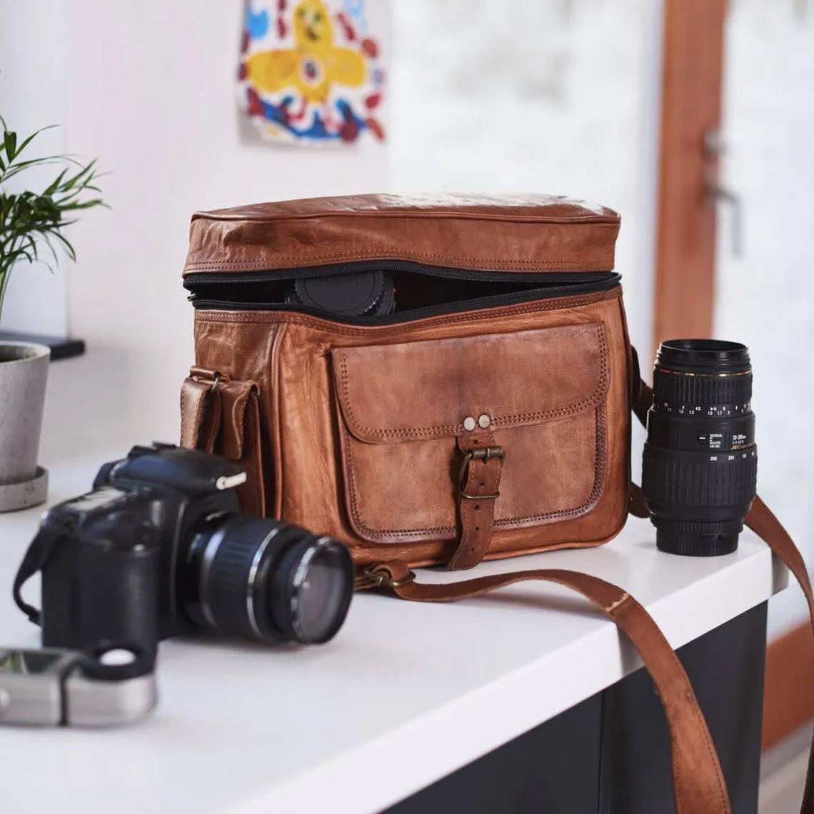 Dazzlo Leather Camera Bag - Tan/Black - 9"