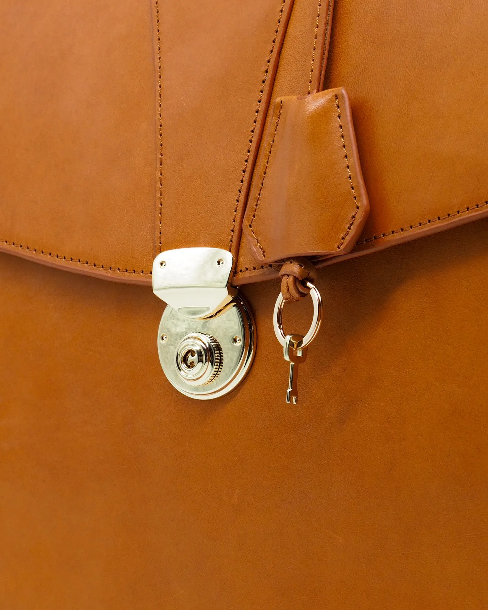 Gentry Lock Briefcase (Tan Bell Belly)