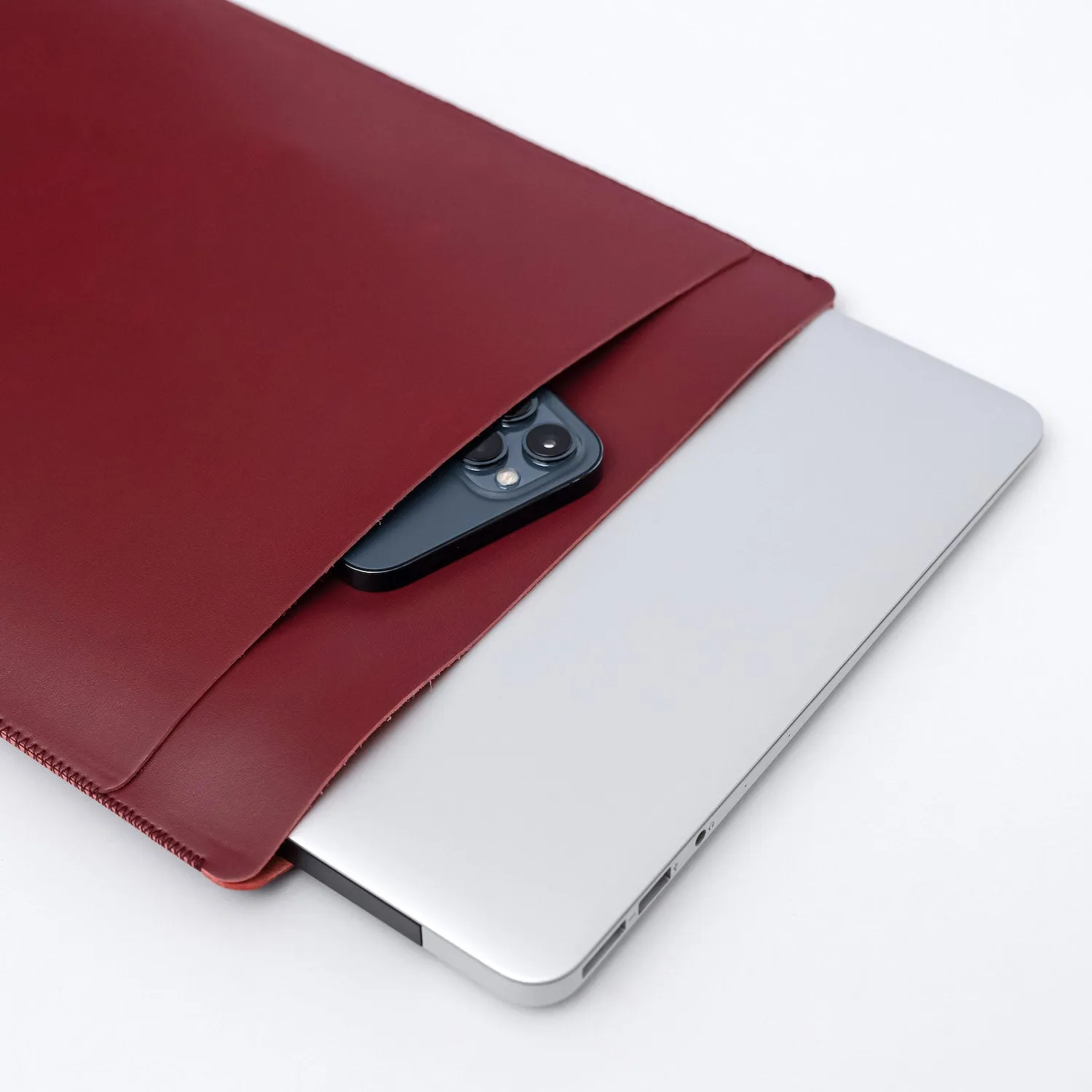 GKU Macbook Sleeve - EziCarry