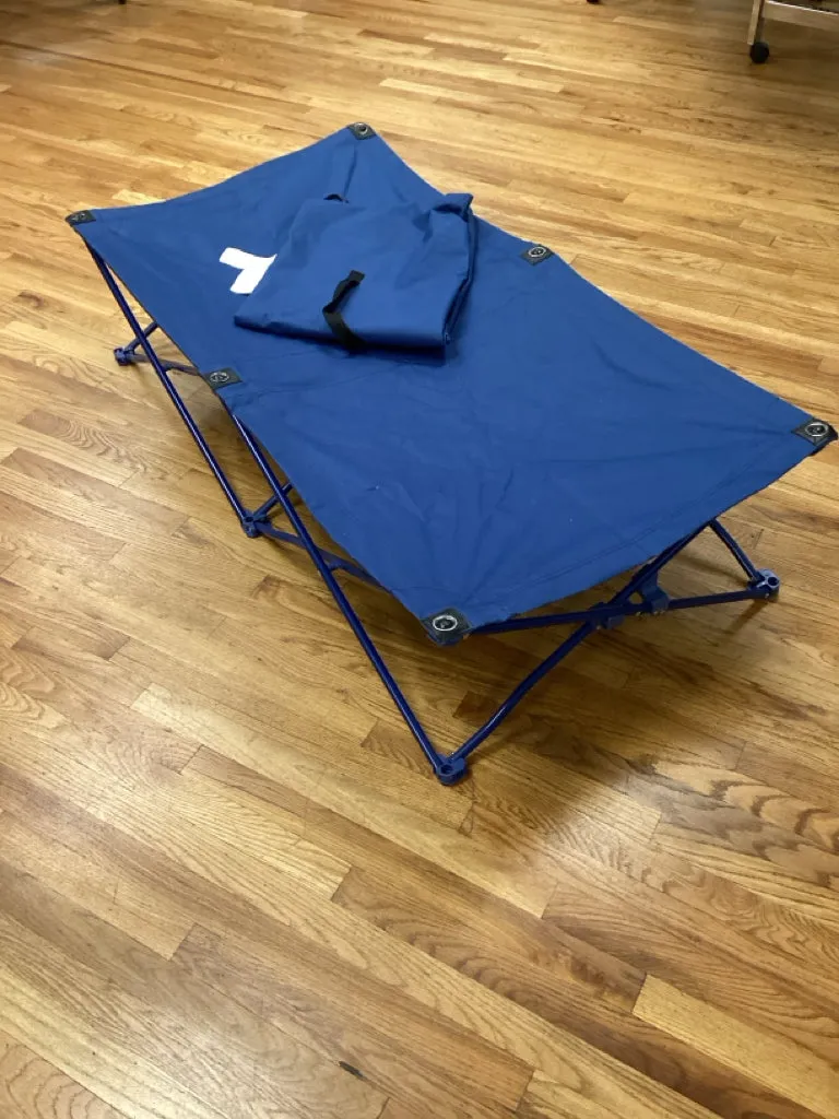 Idea Nuova Foldable Cot with bag