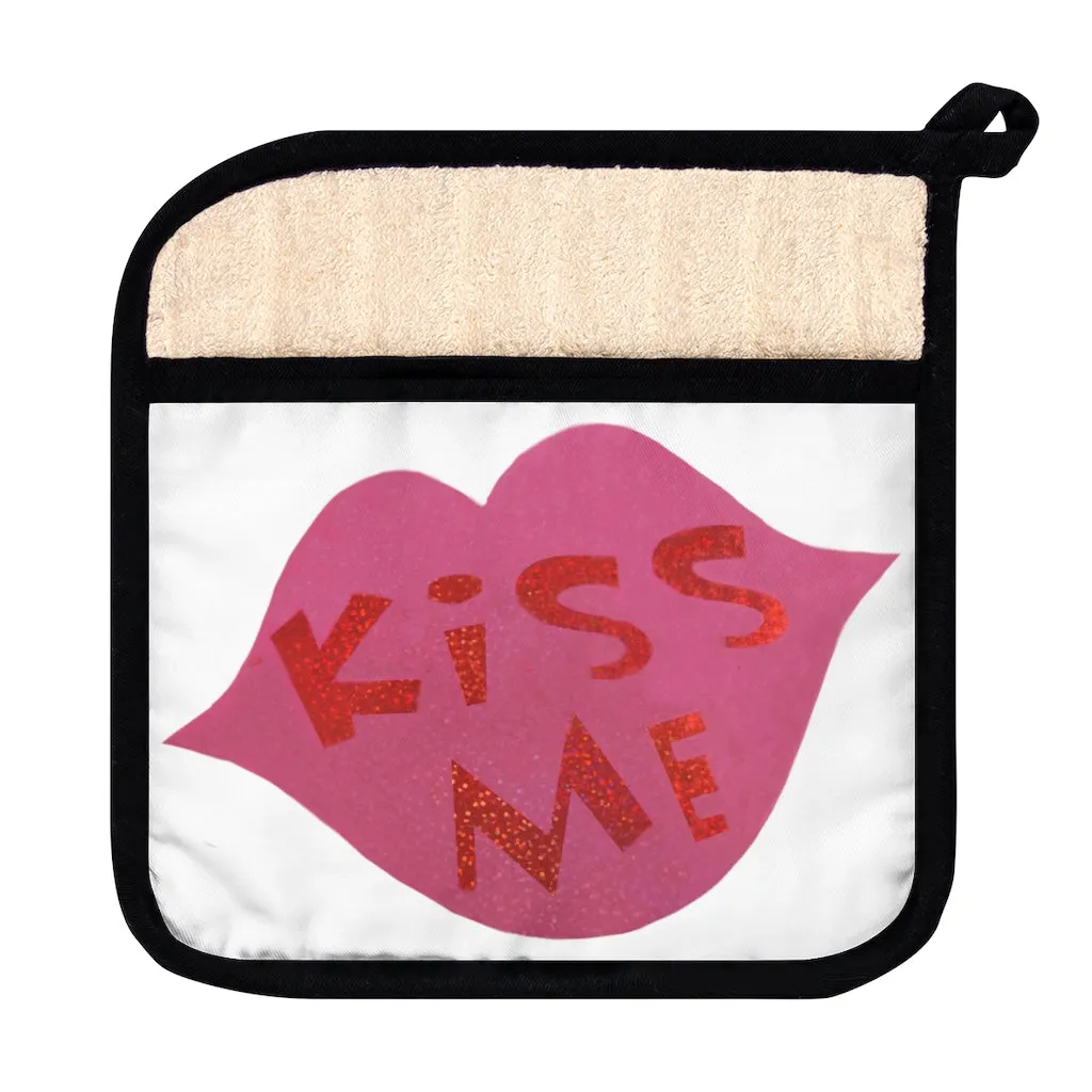 Kiss Me Pot Holder with Pocket