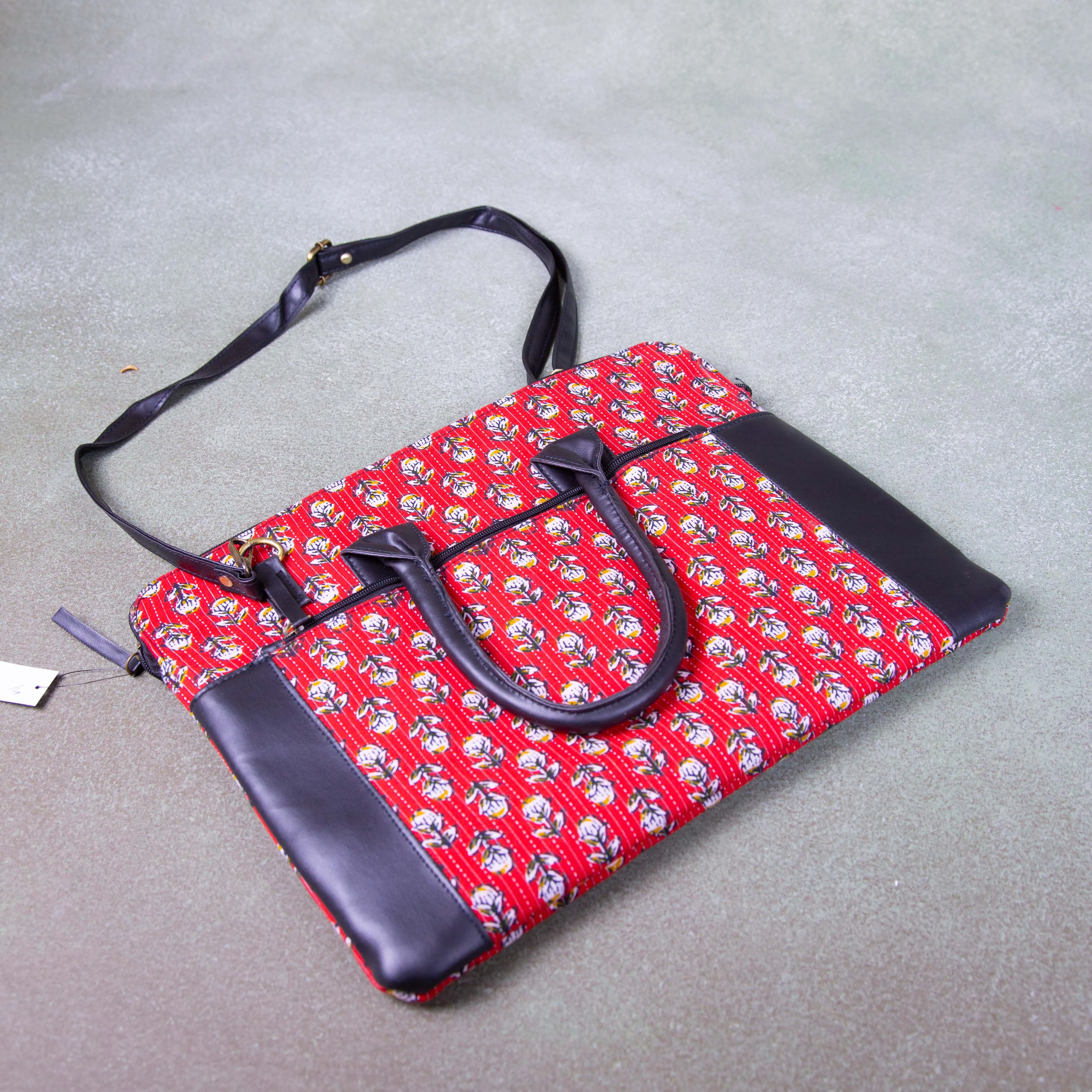 Laptop Sleeve Red Colour Flower Design.