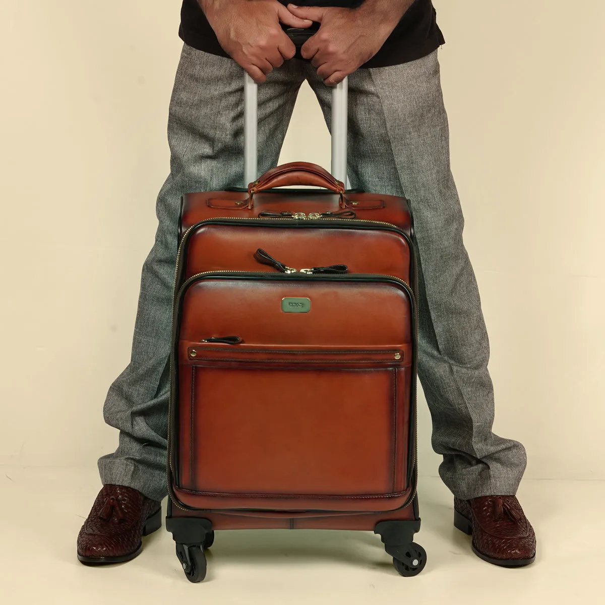 Luxury Tan Leather Spinner Luggage with Expandable Compartment Strolley Bag with Telescopic Handle by Brune & Bareskin