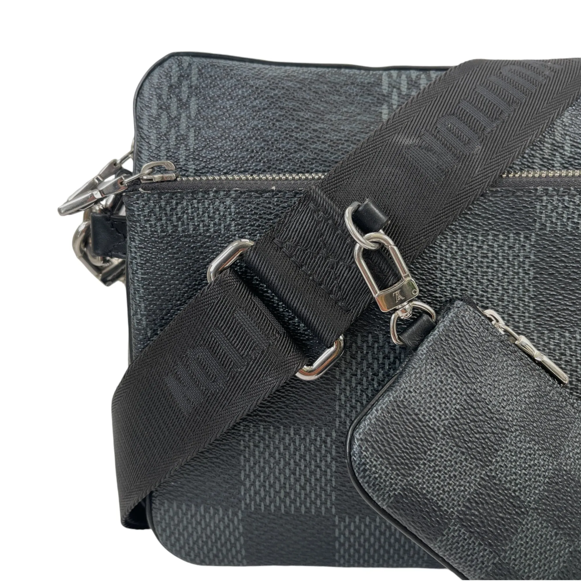 Men's Trio Messenger Damier Messenger Bag Black