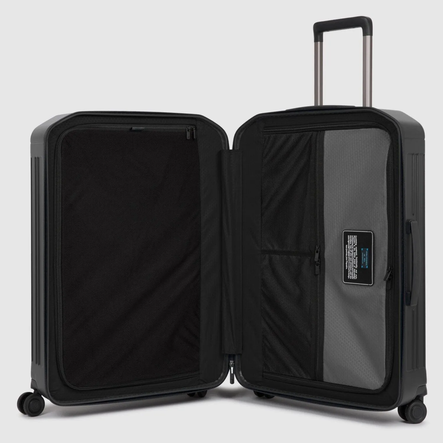 Piquadro Pq-Light 69Cm Hardcase 4 Double Wheel Medium Check-In Trolley Matt Black - Bv4427Pql/No