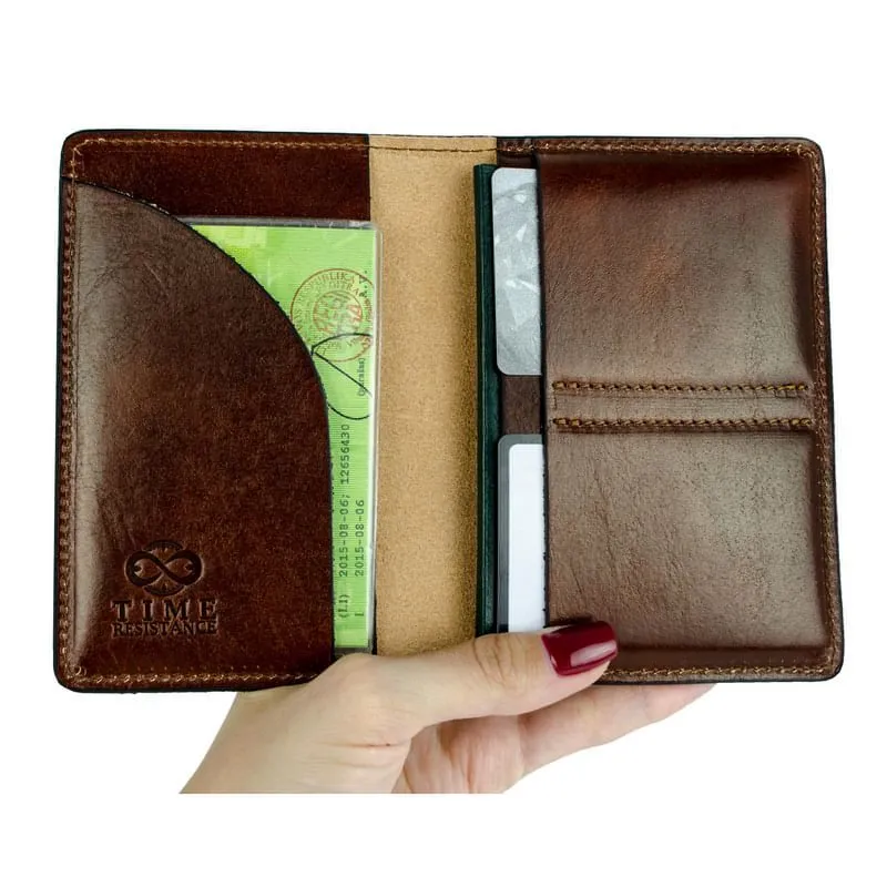 Small Full Grain Italian Leather Passport Holder - Gulliver's Travels