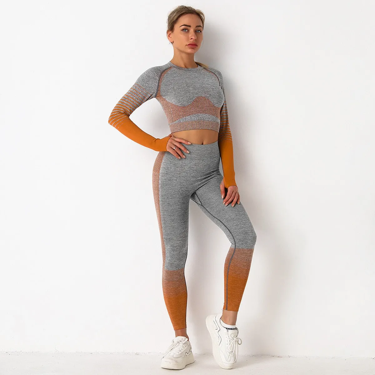 Striped Women's Yoga Sets Anti-Shrink Long-sleeved Sports Top Sexy Hip Lift Buttocks Tight Leggings Gradient Color Suits