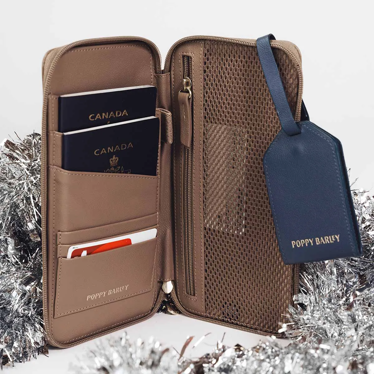 The Flying Solo Passport Holder   Slim Luggage Tag Set