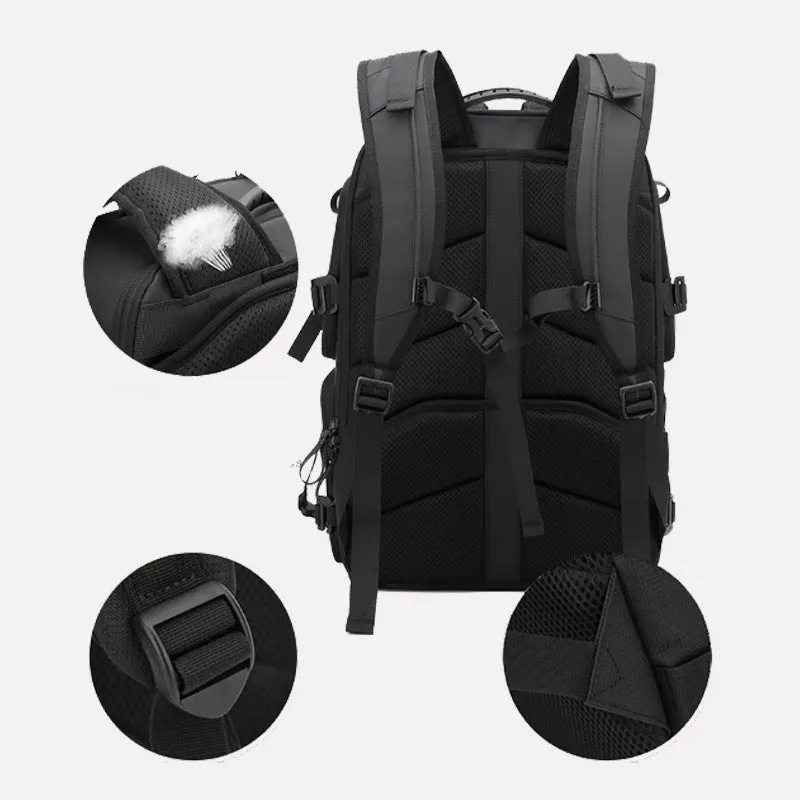 The Outsider™ DLX Backpack