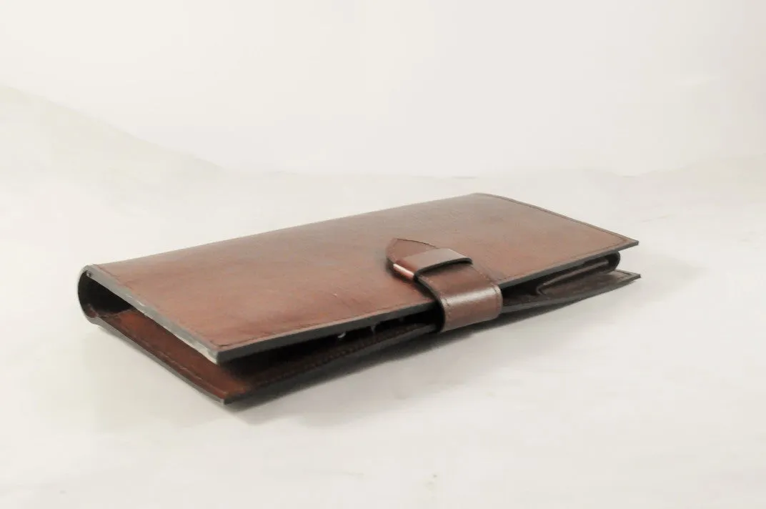 Traveler - Leather Travel Wallet