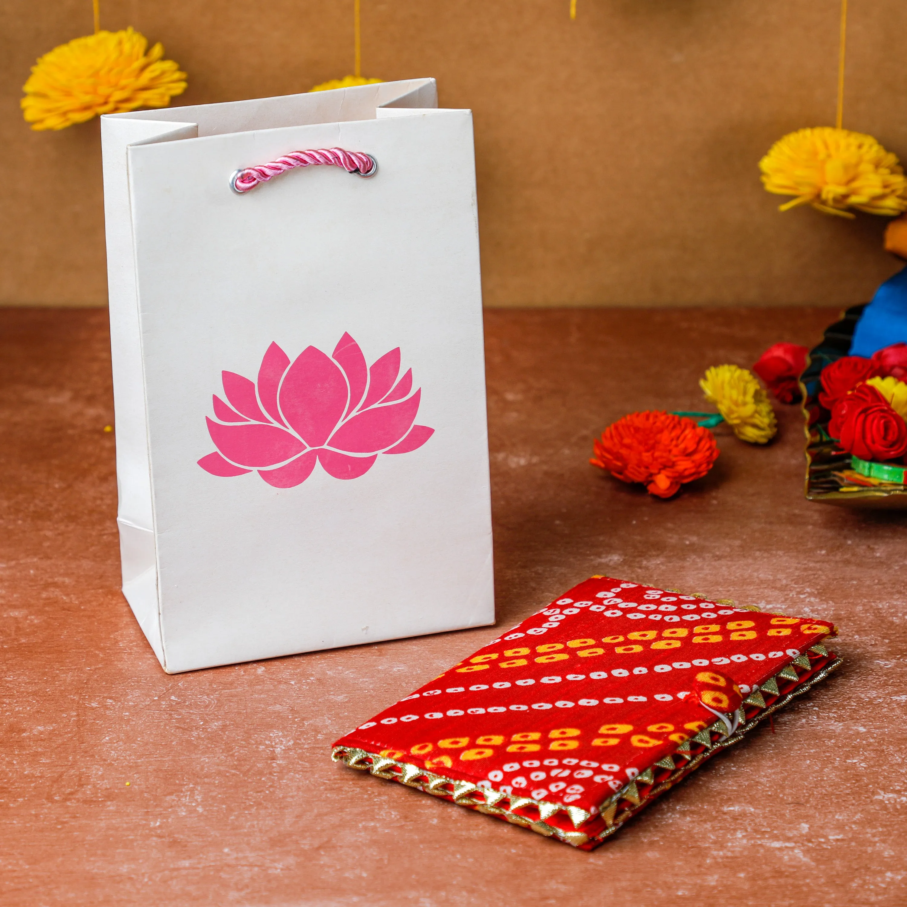 Vibrant Passport Holder Gift Pack